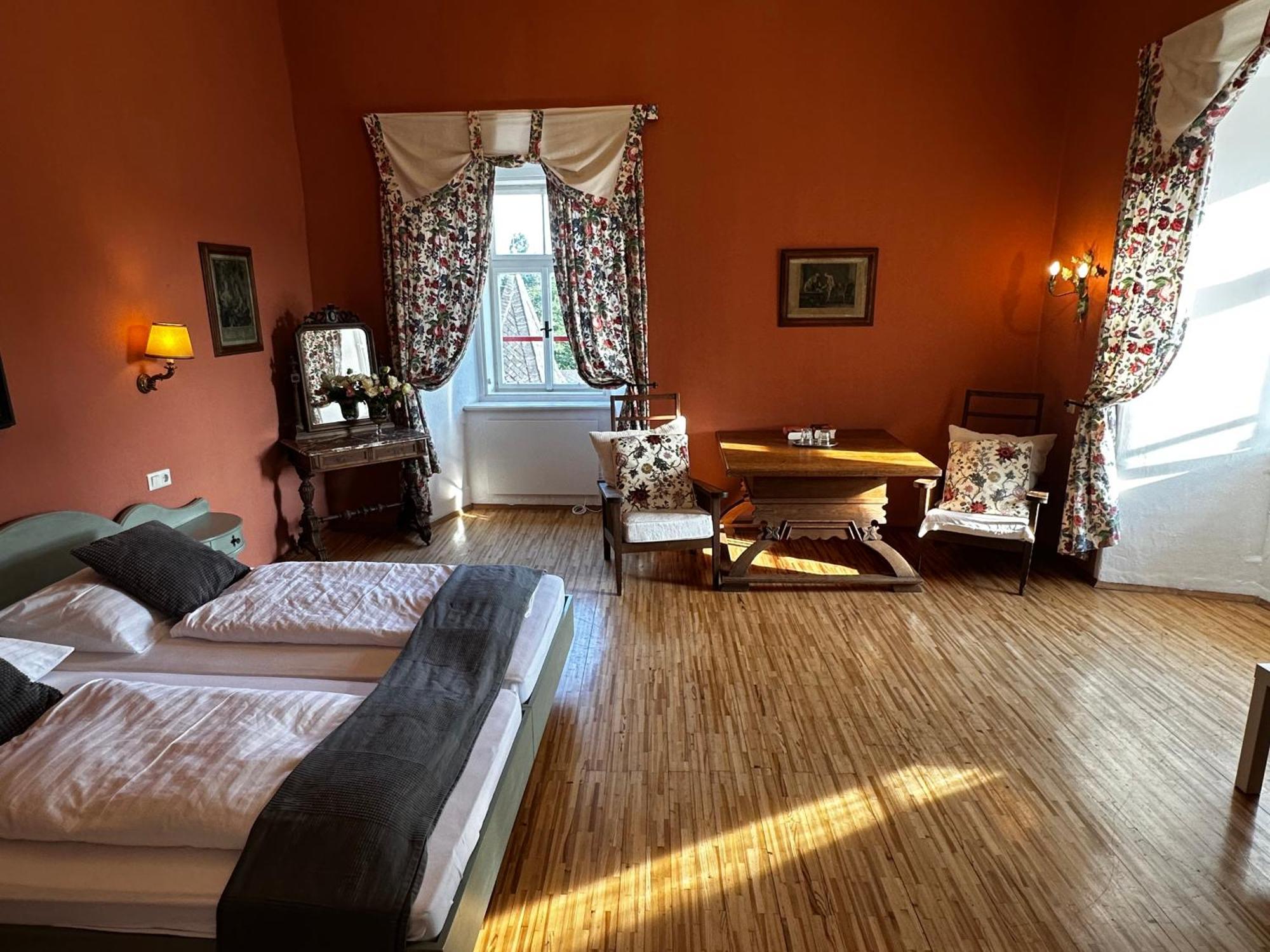 Schloss Moosburg Gaestehaus Eksteriør bilde