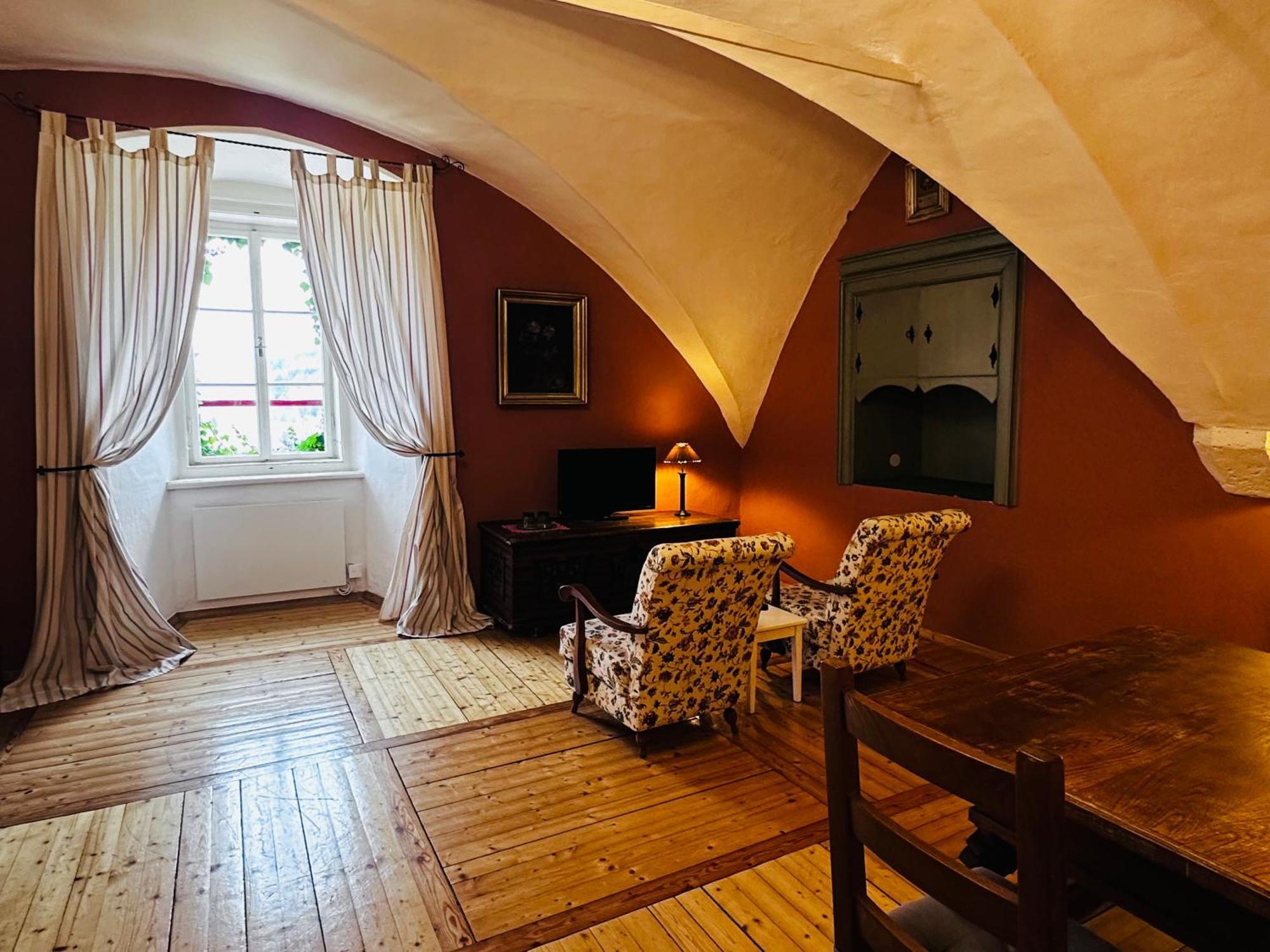 Schloss Moosburg Gaestehaus Eksteriør bilde